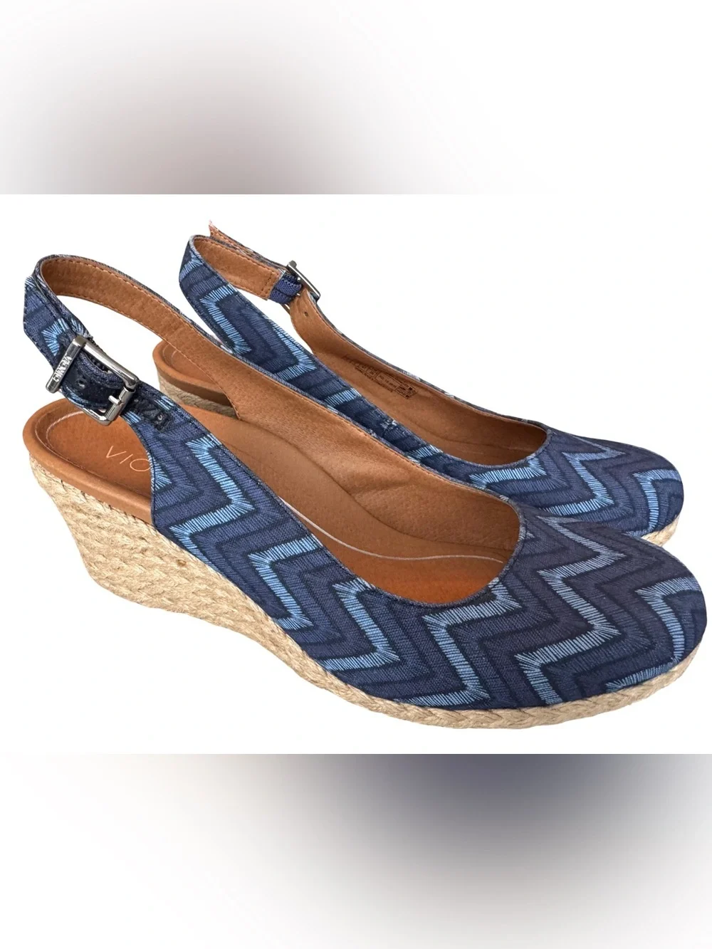 Vionic Coralina Slingback Espadrille Wedge Sandals Navy Blue Chevron Size 9 EUC